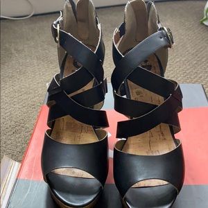 Black strappy Guess sandal